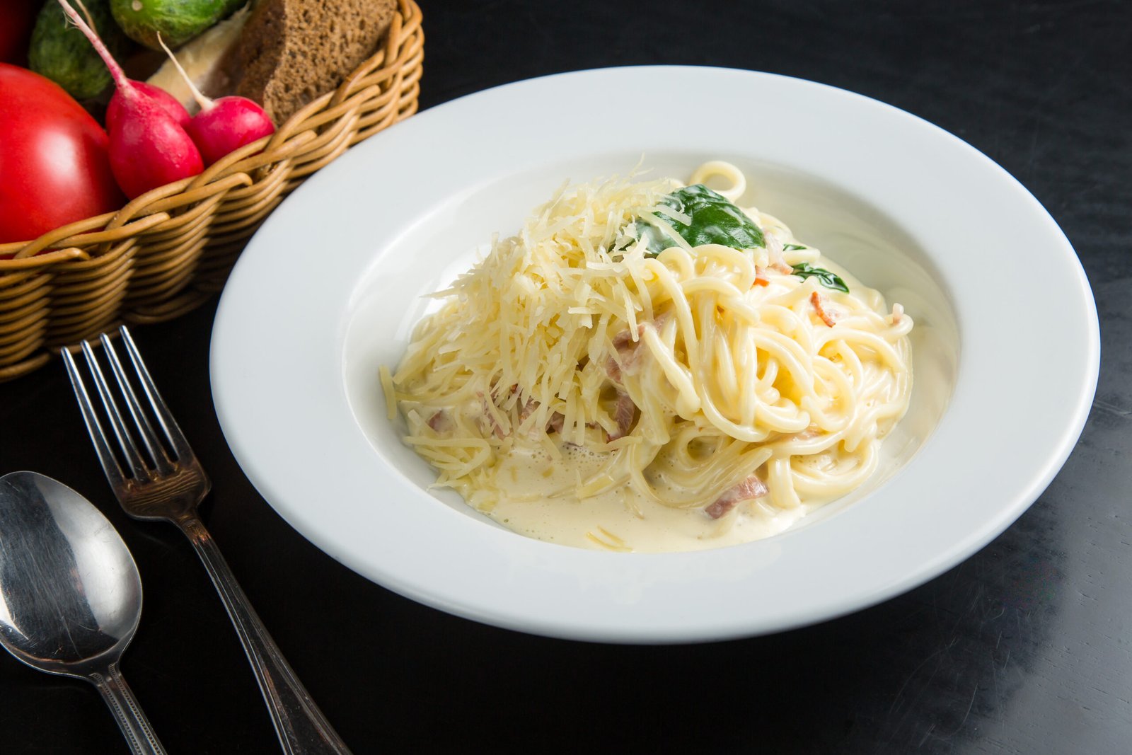 pasta with cream sauce